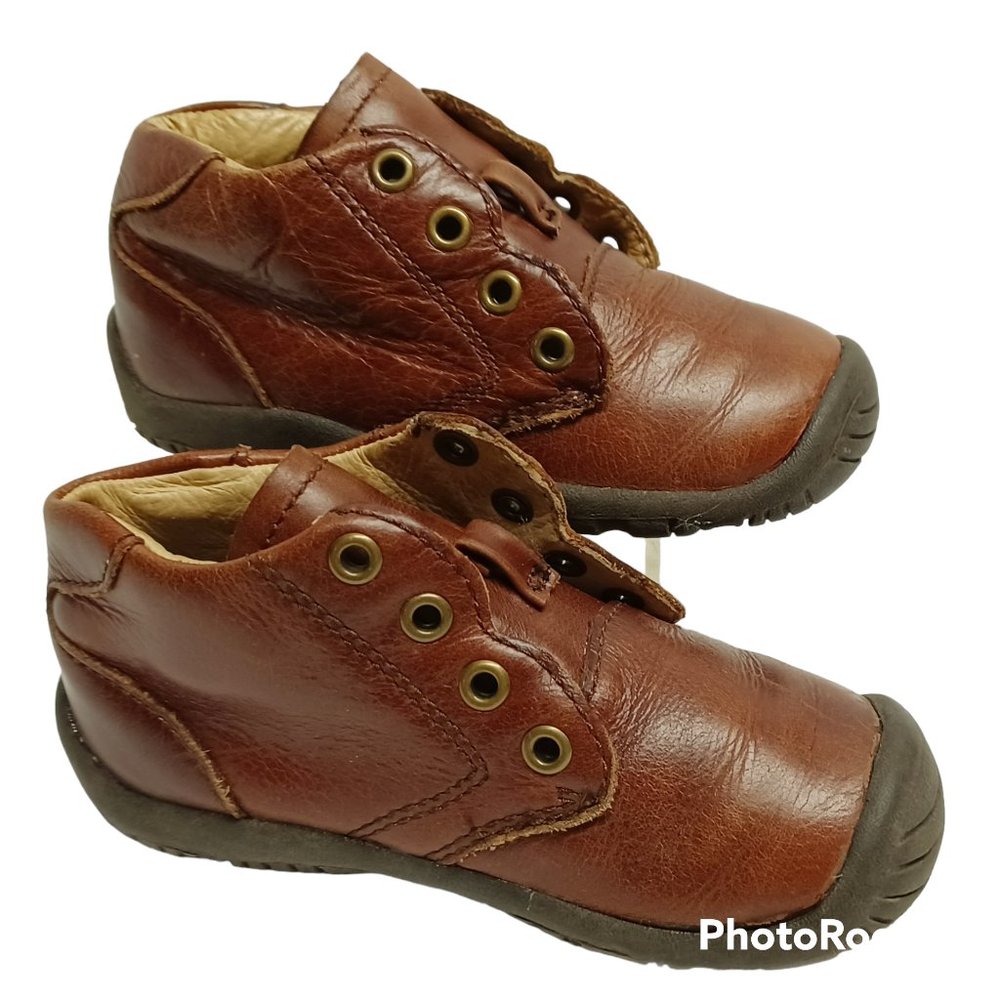STRIDE RITE LEATHER BOOTS, SIZE 6, BROWN, "DERBY"